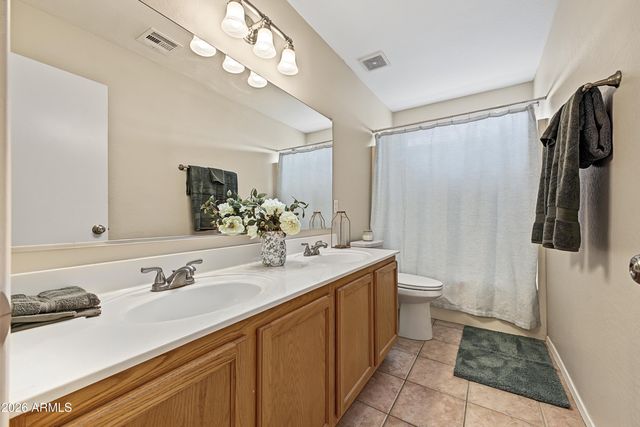 6233 W Encinas Lane, Phoenix, AZ 85043