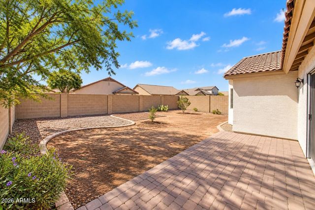 6233 W Encinas Lane, Phoenix, AZ 85043