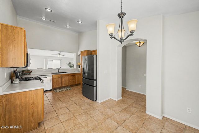 6233 W Encinas Lane, Phoenix, AZ 85043