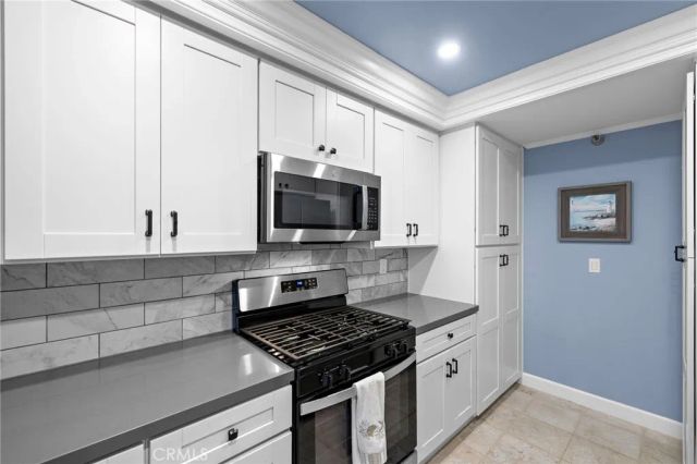 280 Cagney Lane 211, Newport Beach, CA 92663