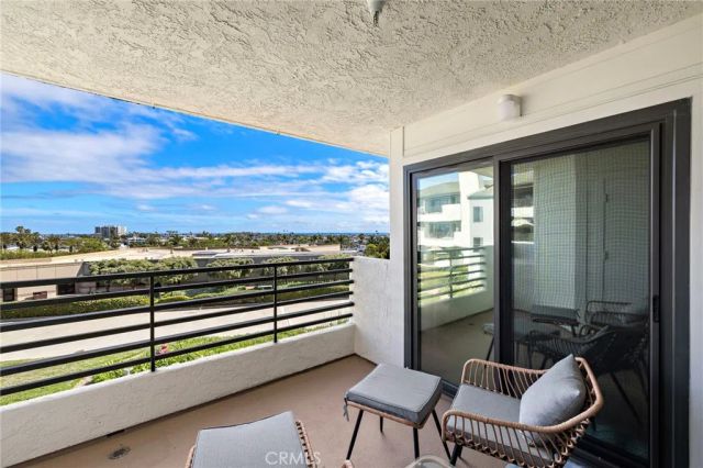 280 Cagney Lane 211, Newport Beach, CA 92663