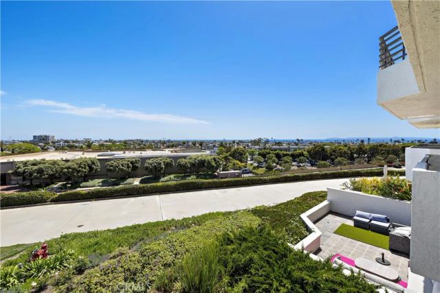 280 Cagney Lane 211, Newport Beach, CA 92663