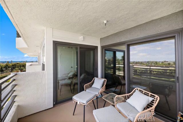 280 Cagney Lane 211, Newport Beach, CA 92663
