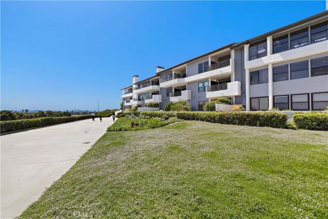280 Cagney Lane 211, Newport Beach, CA 92663