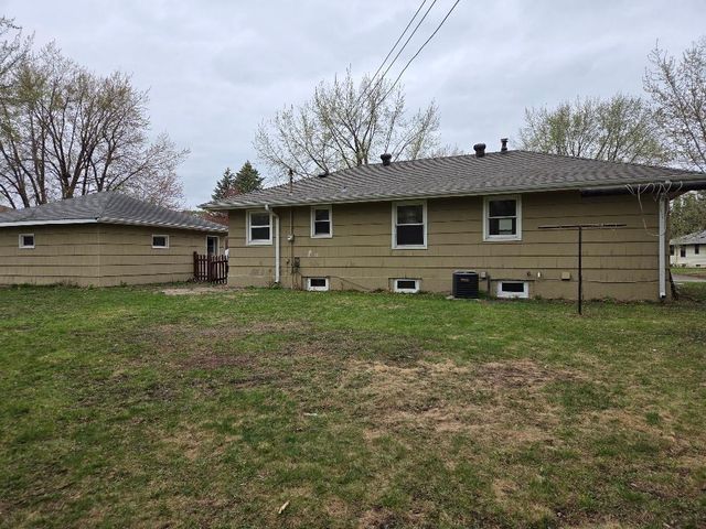 7101 Hartkopf Lane, Brooklyn Park, MN 55428