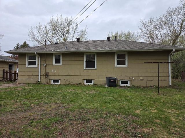 7101 Hartkopf Lane, Brooklyn Park, MN 55428