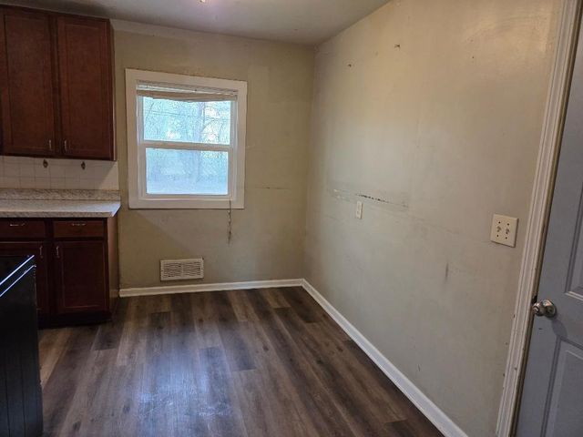 7101 Hartkopf Lane, Brooklyn Park, MN 55428