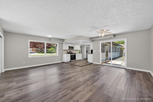 41557 N Illinois Street, Zion, IL 60099