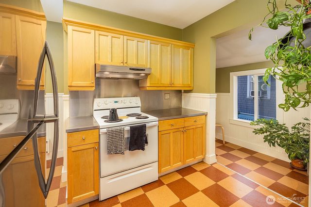 2315 E Spring Street, Seattle, WA 98122