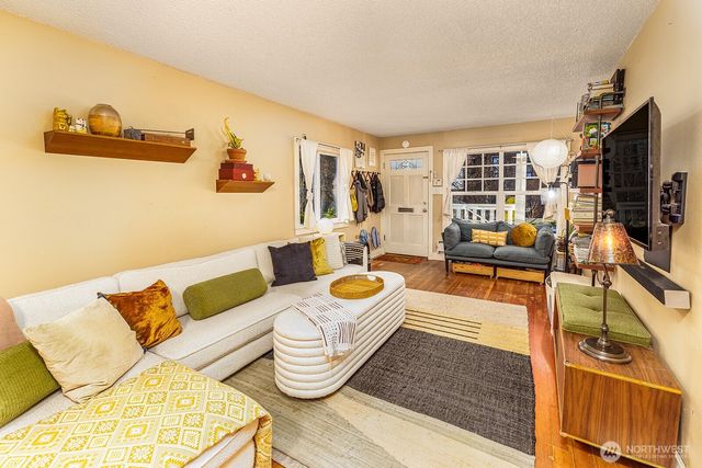 2315 E Spring Street, Seattle, WA 98122