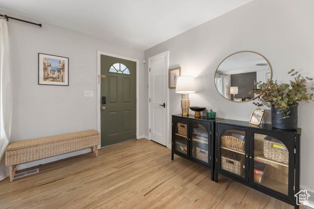 842 E 8270 S, Sandy, UT 84094