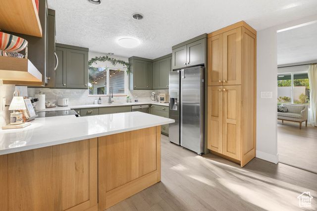 842 E 8270 S, Sandy, UT 84094