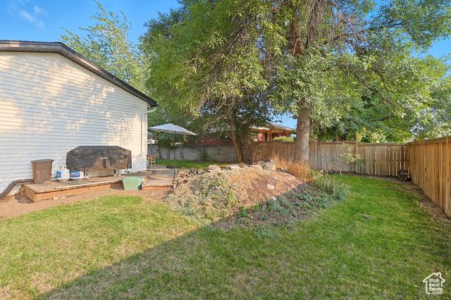 842 E 8270 S, Sandy, UT 84094