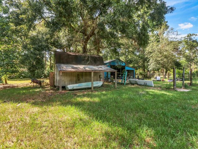 253 Road 3800 N, Cleveland, TX 77328
