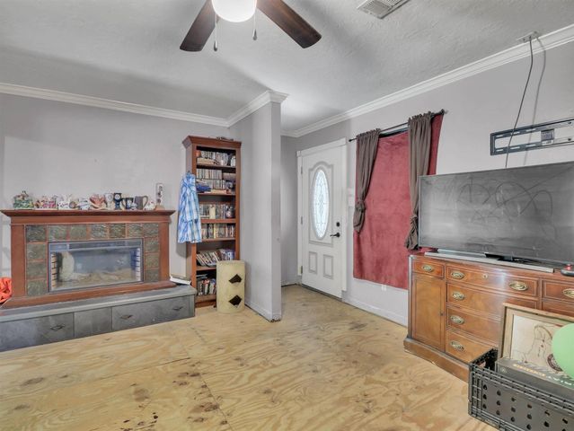 253 Road 3800 N, Cleveland, TX 77328