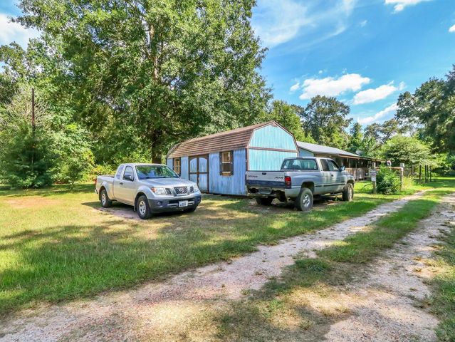 253 Road 3800 N, Cleveland, TX 77328