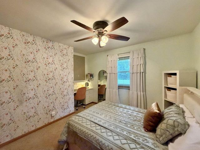 826 E Post Road, Beloit, WI 53511