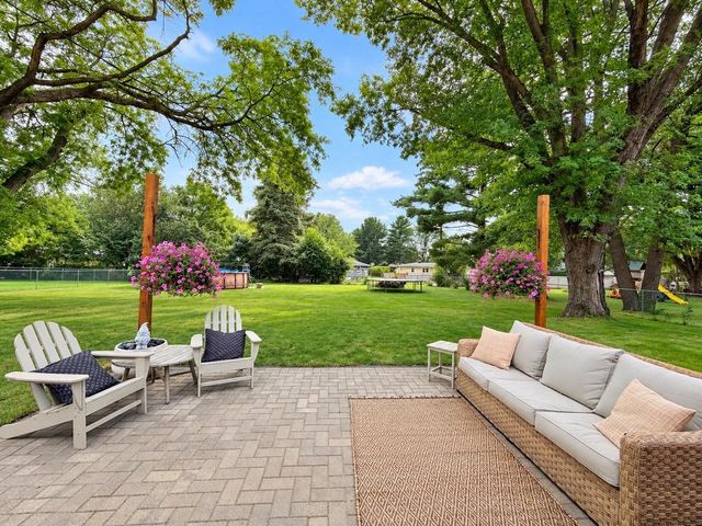 826 E Post Road, Beloit, WI 53511
