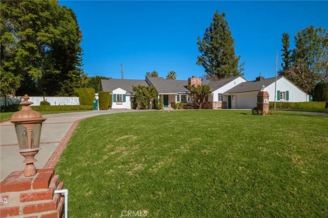 17259 Rayen Street, Sherwood Forest, CA 91325