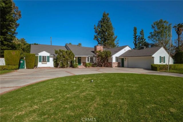 17259 Rayen Street, Sherwood Forest, CA 91325
