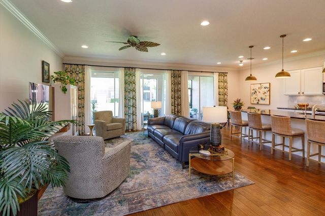 1454 EL CONTE DR, Champions Gate, FL 33896