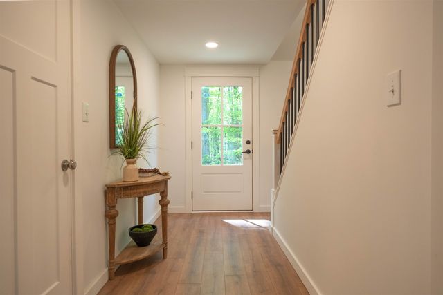 10 Glen Drive, Barnstead, NH 03225