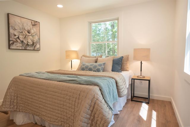 10 Glen Drive, Barnstead, NH 03225