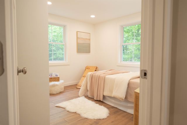 10 Glen Drive, Barnstead, NH 03225