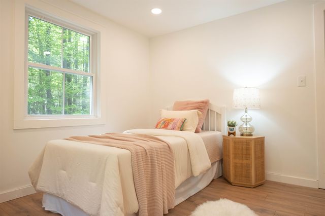 10 Glen Drive, Barnstead, NH 03225
