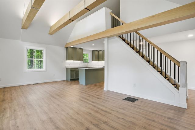 10 Glen Drive, Barnstead, NH 03225