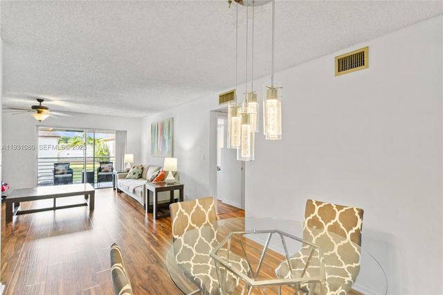 447 N Laurel 1906, Margate, FL 33063