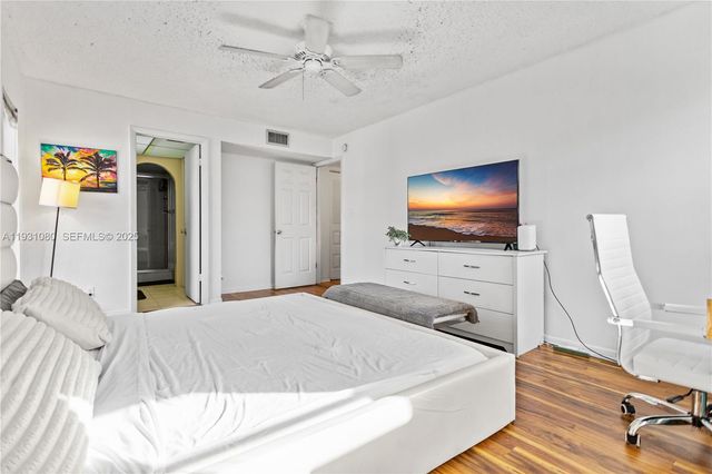 447 N Laurel 1906, Margate, FL 33063