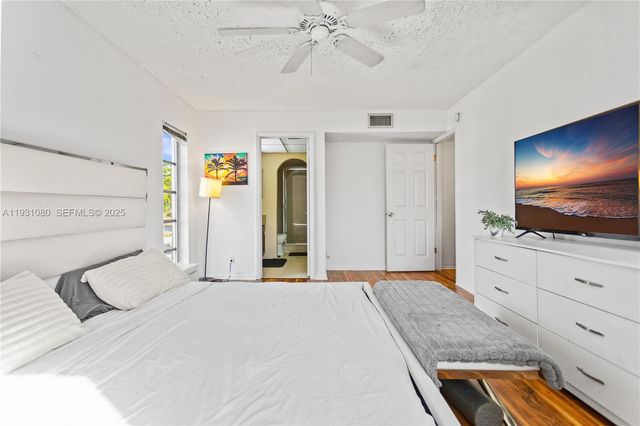 447 N Laurel 1906, Margate, FL 33063