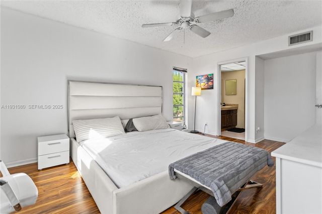 447 N Laurel 1906, Margate, FL 33063