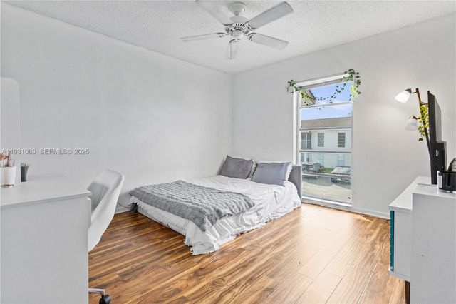 447 N Laurel 1906, Margate, FL 33063