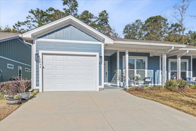 1544 Miccosukee Loop, Tallahassee, FL 32308