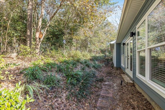 1544 Miccosukee Loop, Tallahassee, FL 32308