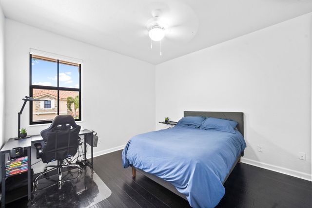 8440 Lakeview Trail, Parkland, FL 33076