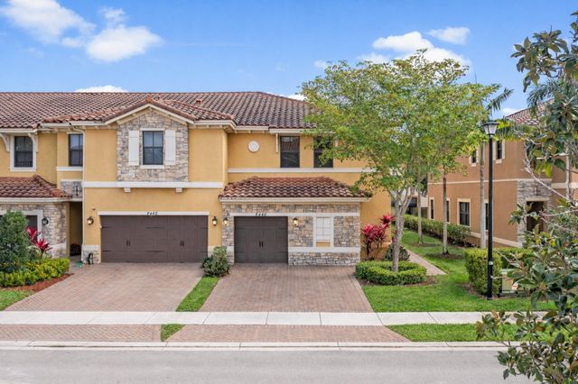 8440 Lakeview Trail, Parkland, FL 33076