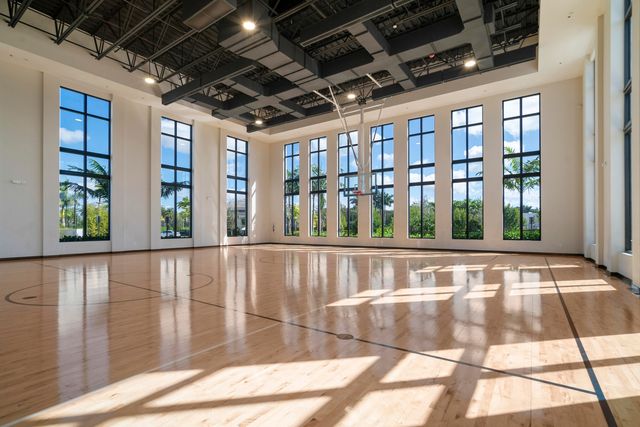 8440 Lakeview Trail, Parkland, FL 33076