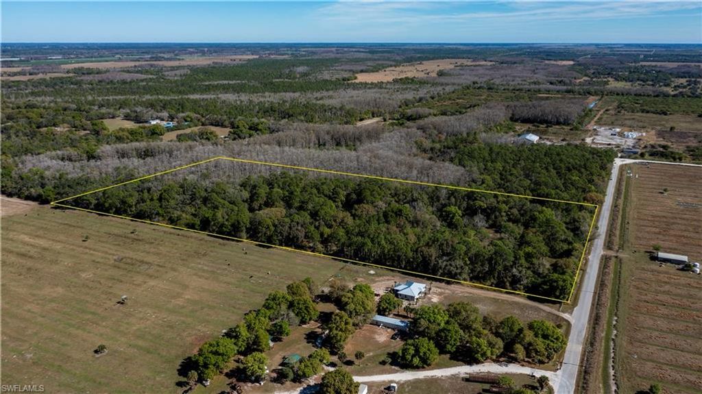850 G RD, LABELLE, FL 33935 — photo 2