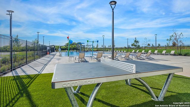 12528 Spoor Vly, Converse, TX 78109