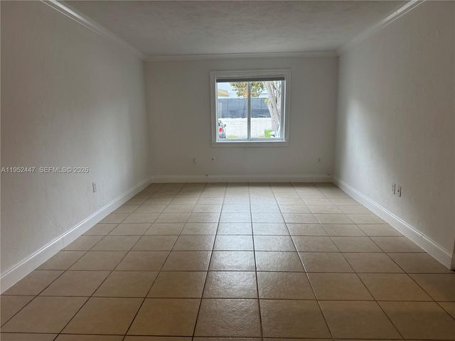 8605 SW 68th Ct 4, Pinecrest, FL 33156