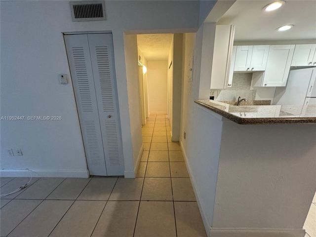 8605 SW 68th Ct 4, Pinecrest, FL 33156