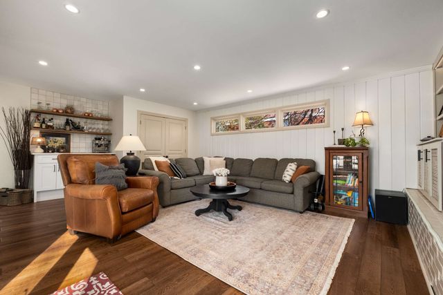 3122 Southlake Dr, Nashville, TN 37211