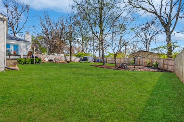 3122 Southlake Dr, Nashville, TN 37211