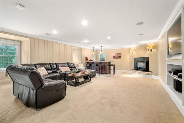 674 South Street, Shrewsbury, MA 01545
