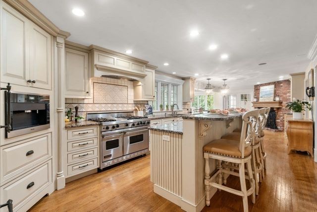 674 South Street, Shrewsbury, MA 01545