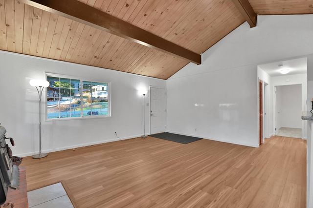 3060 Leaf Cir, Pollock Pines, CA 95726