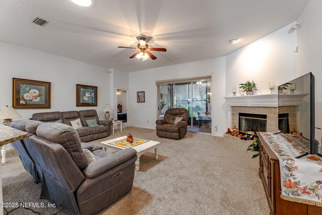 8742 CANOPY OAKS Drive, Jacksonville, FL 32256